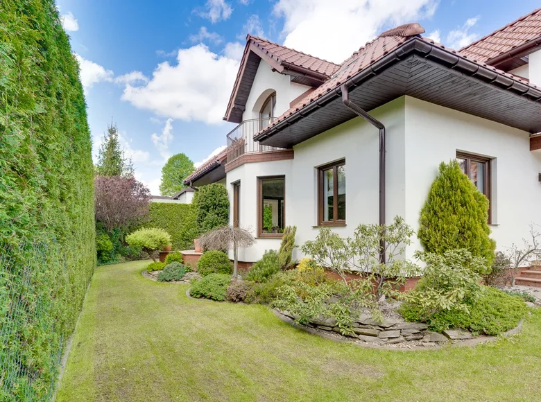 6 room house 25 150 m² Katowice, Poland