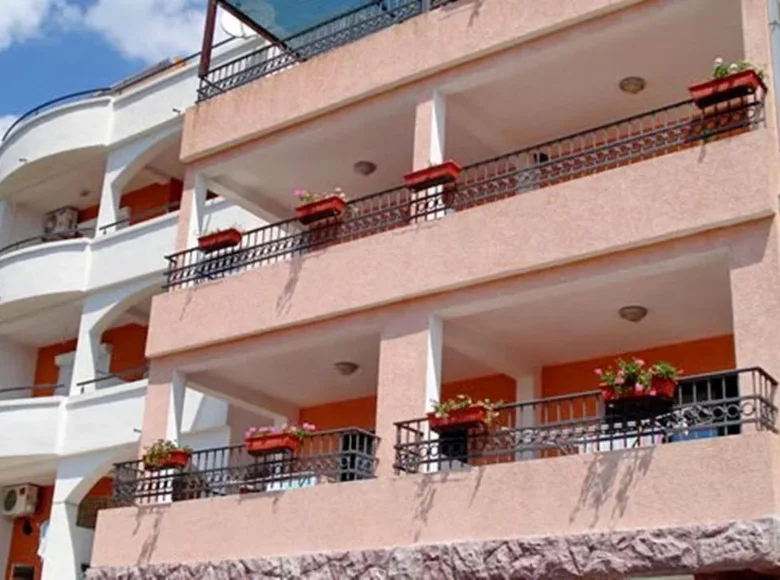 Hôtel 580 m² à Petrovac, Monténégro