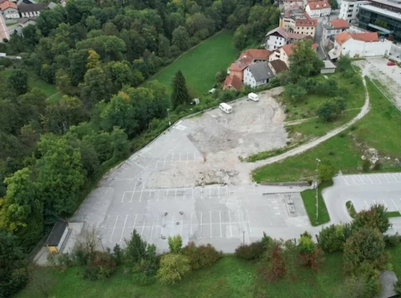 Grundstück 8 500 m² Krainburg, Slowenien