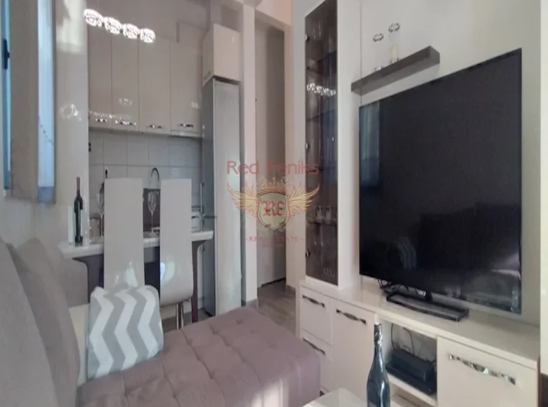 Mieszkanie 2 pokoi 76 m² Becici, Czarnogóra