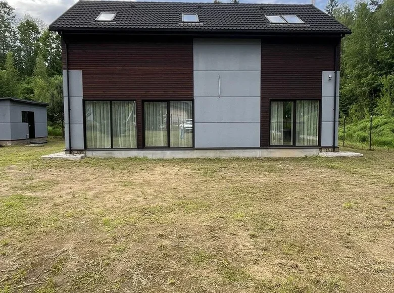 Cottage 159 m² Papiarnianski sielski Saviet, Belarus
