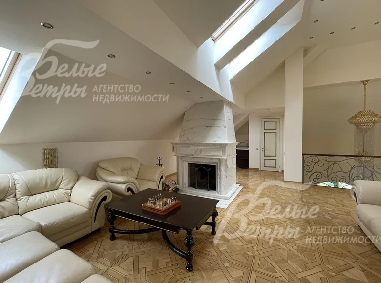 Dom 11 pokojów 580 m² w Centralny Okręg Federalny, Rosja