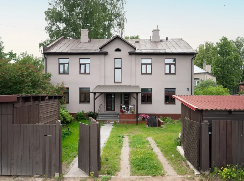 Revenue house 337 m² in Riga, Latvia
