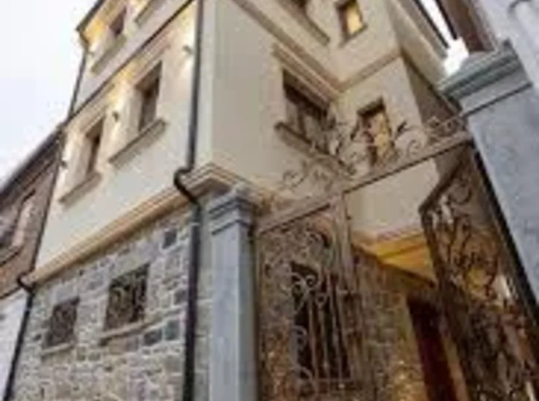 Hotel for sale in center of Korca (Korce) (Albania)