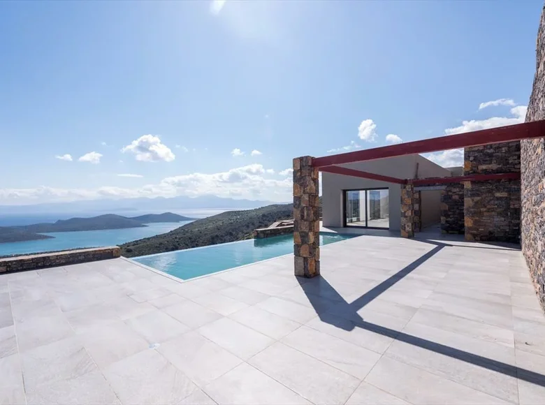 4 bedroom Villa 270 m² Municipality of Agios Nikolaos, Greece