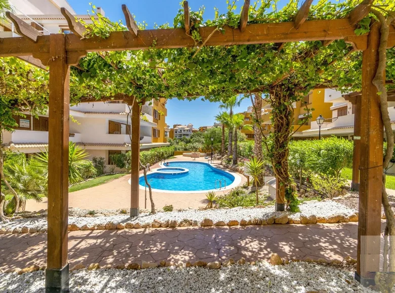 2 bedroom apartment 101 m² Torrevieja, Spain