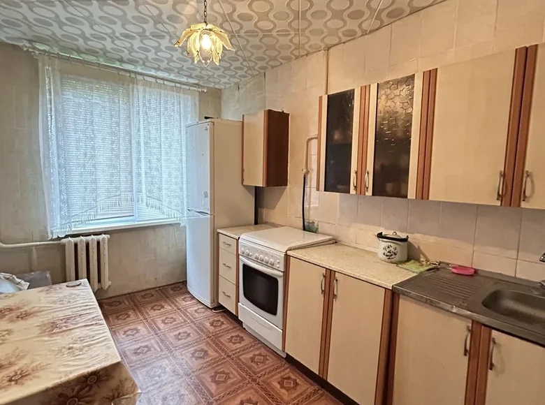 Mieszkanie 4 pokoi 79 m² Bobrujsk, Białoruś