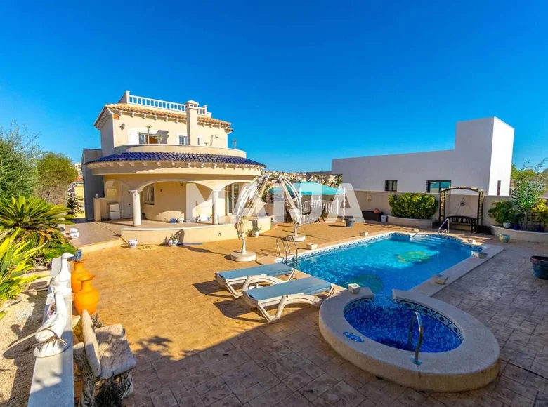 3 bedroom house 246 m² Orihuela, Spain