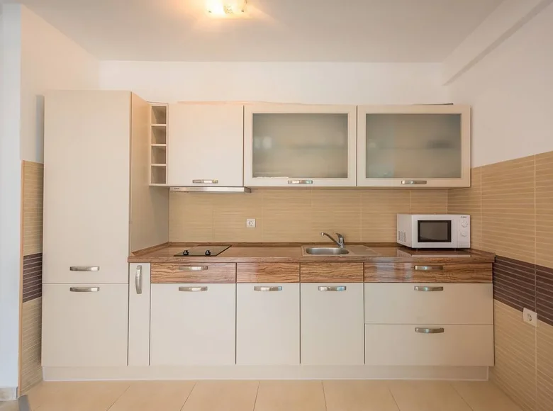 Wohnung 1 Schlafzimmer 71 m² Becici, Montenegro