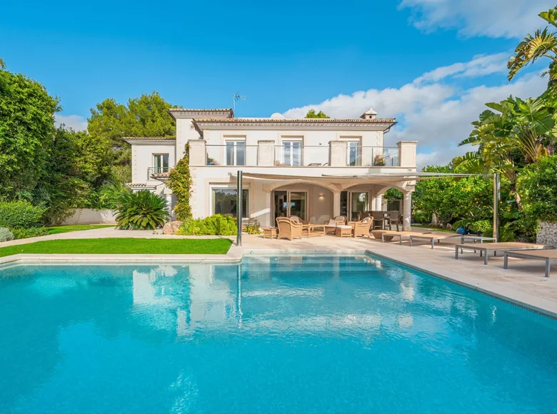 Castle 6 bedrooms 354 m² Santa Ponsa, Spain