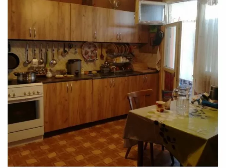 2 bedroom apartment 90 m² Vrabnitsa, Bulgaria