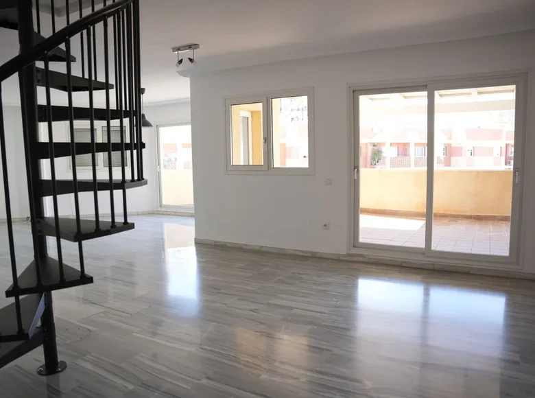 Wohnung 3 Schlafzimmer 258 m² Torremolinos, Spanien