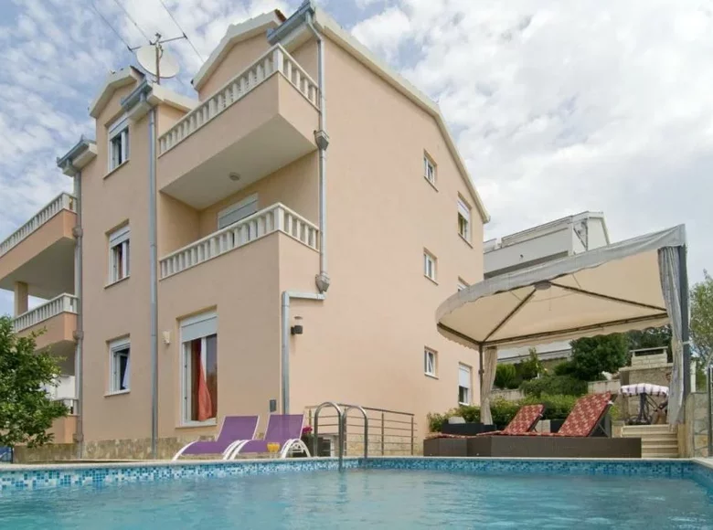 Hotel 320 m² Split-Dalmatia County, Chorwacja