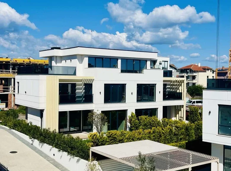 Mieszkanie 3 pokoi 250 m² Chernomorets, Bułgaria