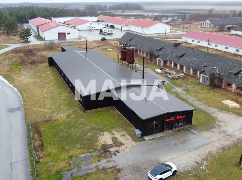 Fabrication 1 022 m² à Laane Harju vald, Estonie
