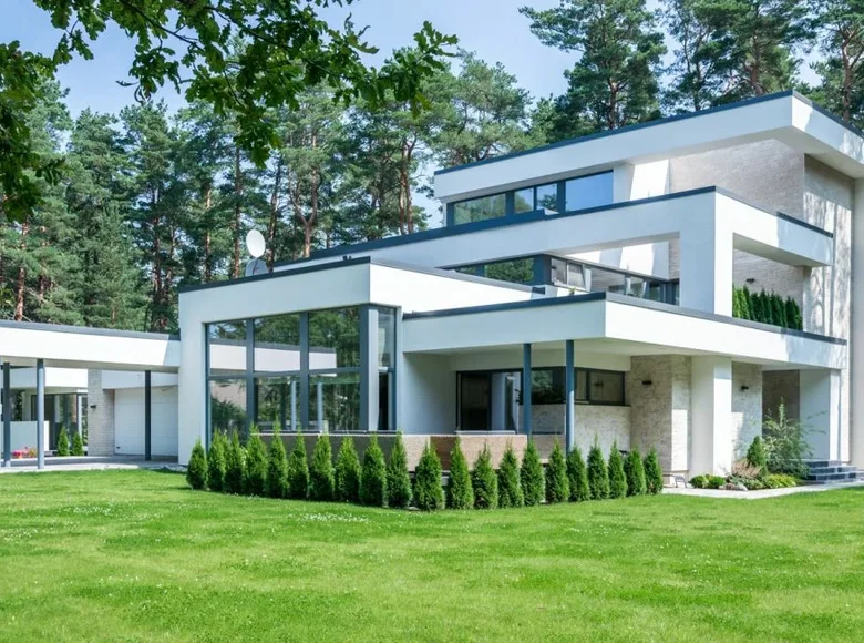 Casa 9 habitaciones 720 m² Jurmala, Letonia