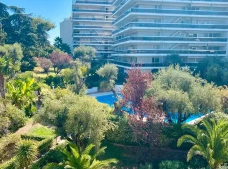 Appartement 2 chambres 43 m² Antibes, France
