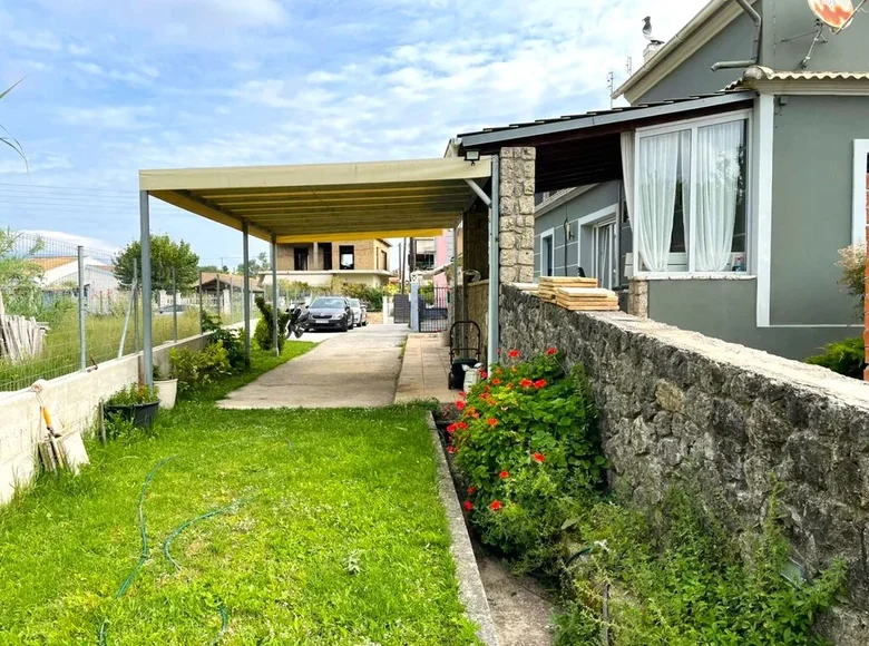 Dom wolnostojący 4 pokoi 140 m² Alykes Potamou, Grecja