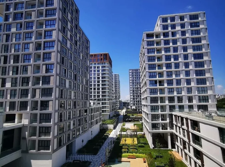 Dúplex 5 habitaciones 247 m² Basaksehir, Turquía