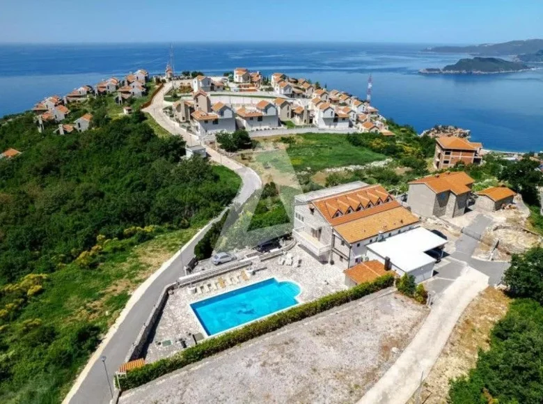 7 bedroom villa  Blizikuce, Montenegro