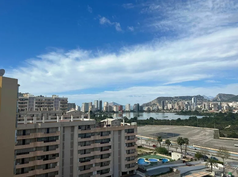 Mieszkanie 3 pokoi 154 m² Calp, Hiszpania