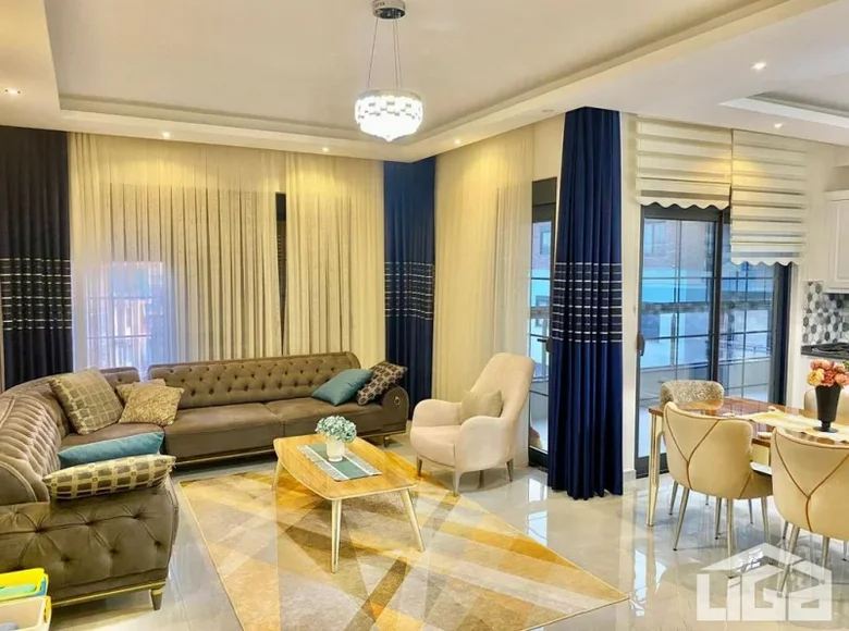 5 room apartment 160 m² Oba, Turkey