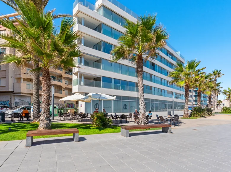 Wohnung 4 Schlafzimmer 197 m² La Mata, Spanien