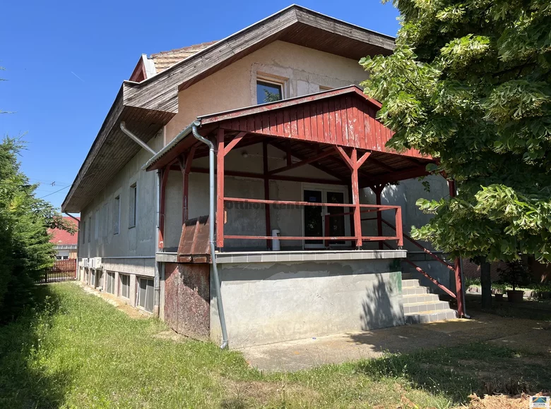 House 15 rooms 792 m² Csomad, Hungary
