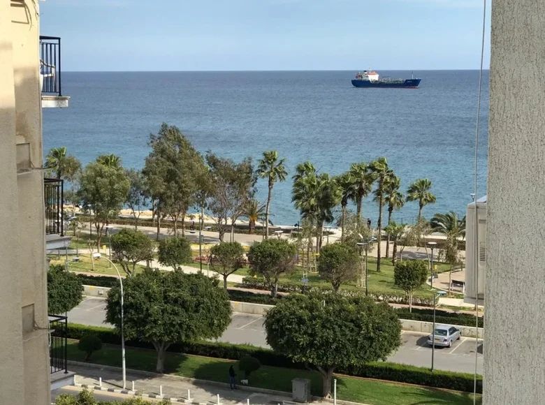 Mieszkanie 2 pokoi 80 m² Limassol, Cypr