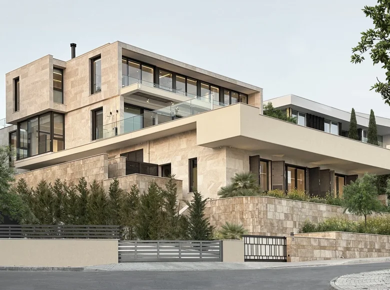 Дом 3 спальни 870 м² Koinoteta Agiou Tychona, Кипр