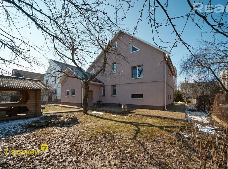 Casa de campo 213 m² Jubiliejny, Bielorrusia