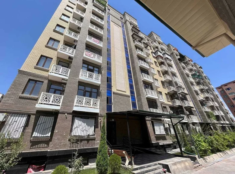 Kvartira 4 xonalar 116 m² Khanabadda