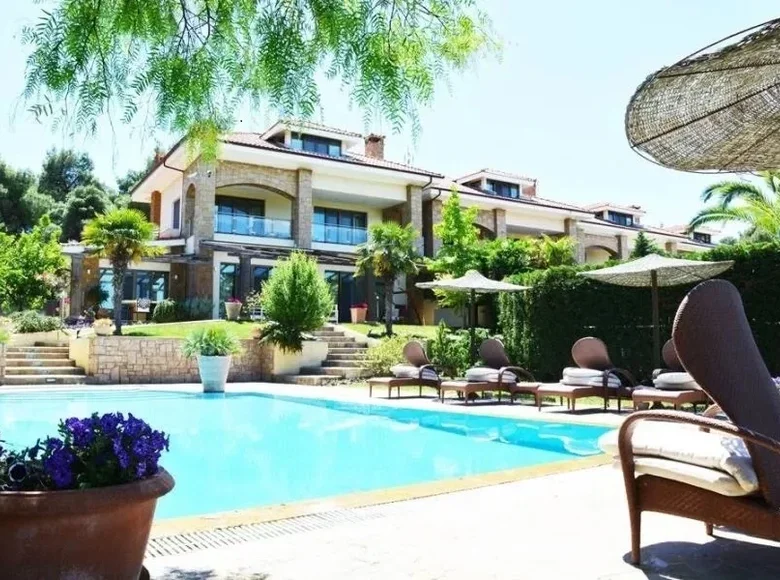 6 bedroom villa 420 m² Kassandra Municipality, Greece