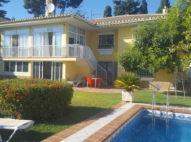 6 bedroom villa 360 m² Mijas, Spain