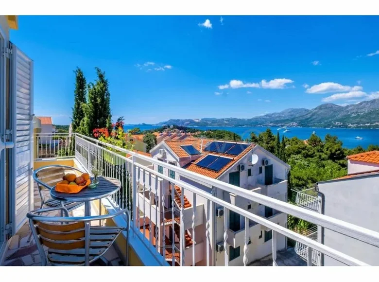 Дом 14 комнат 675 м² Cavtat, Хорватия