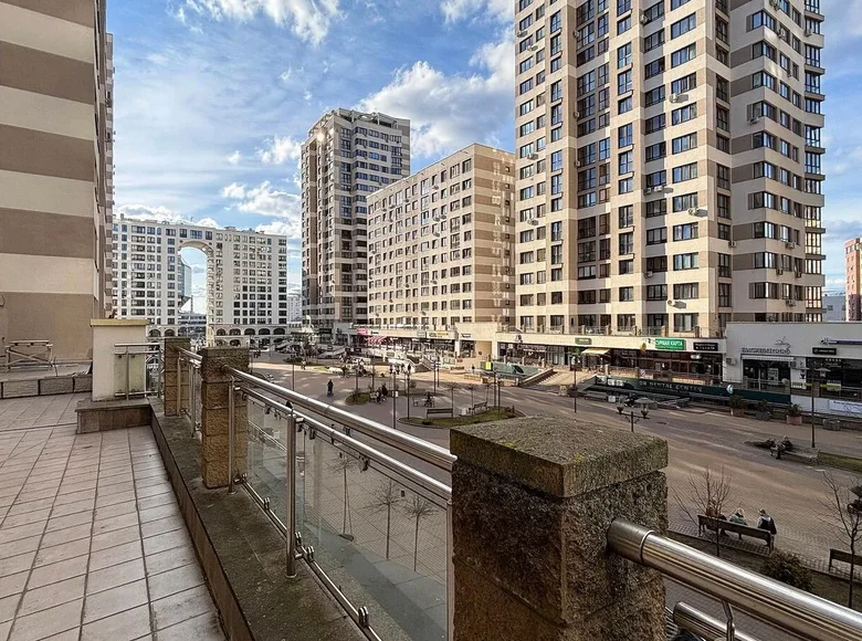 Mieszkanie 4 pokoi 188 m² Mińsk, Białoruś