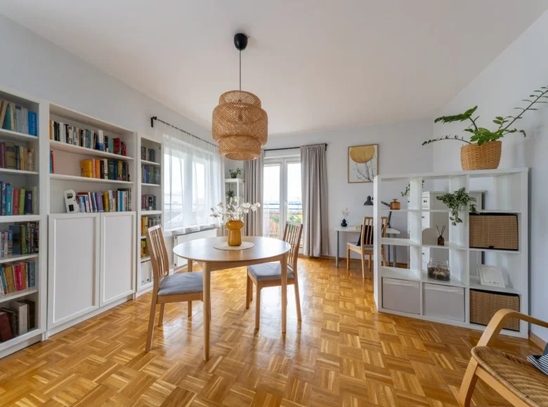 2 room apartment 62 m² Warsaw, Poland