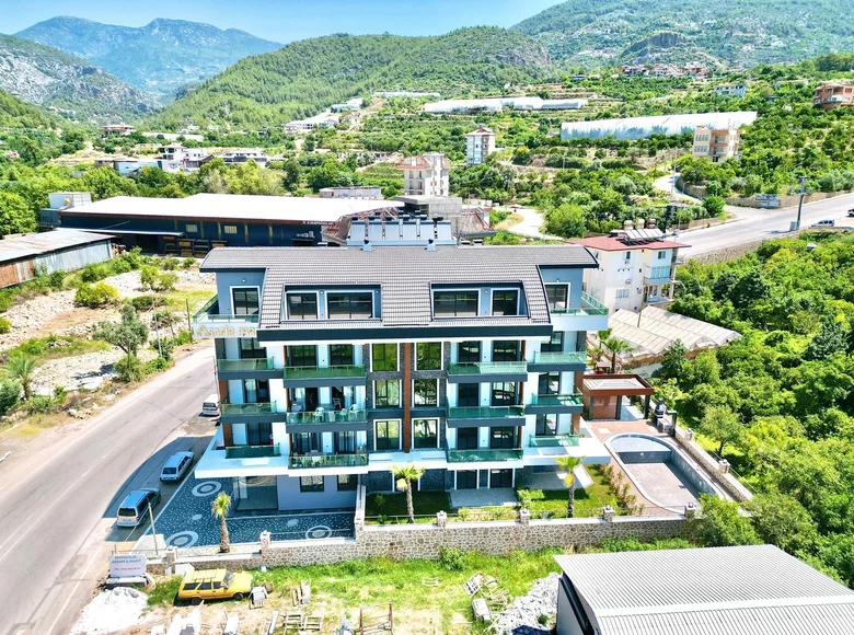 4 bedroom apartment  Oba, Turkey