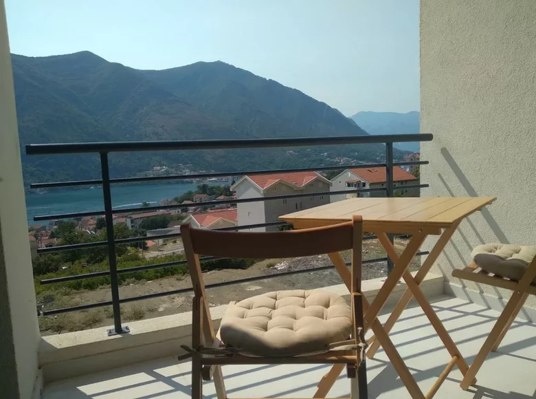 Apartamento 1 habitacion 35 m² Dobrota, Montenegro