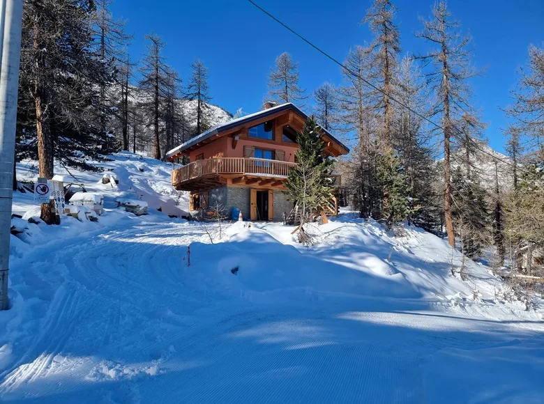 Villa de 2 dormitorios 125 m² Sestriere, Italia