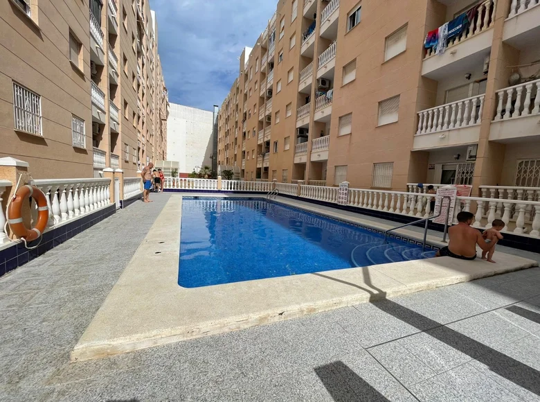 Attique 1 chambre 45 m² Torrevieja, Espagne