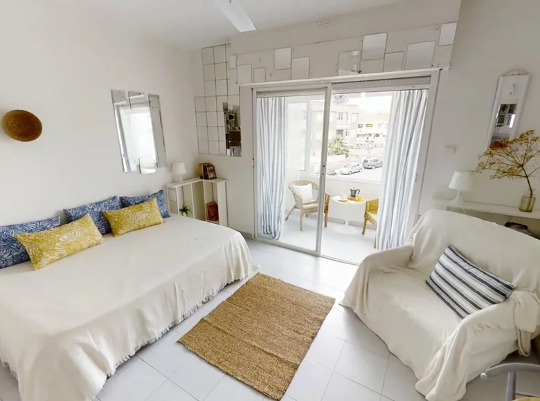 Studio apartment 35 m² Torrevieja, Spain