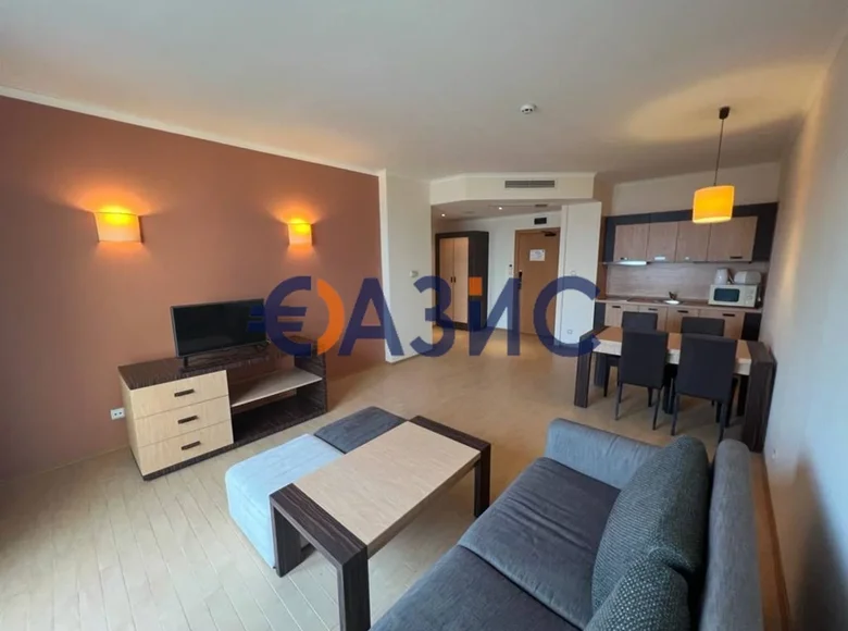 2 bedroom apartment 89 m² Sveti Vlas, Bulgaria