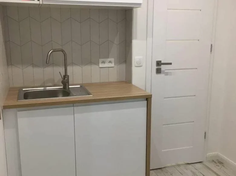 1 room apartment 25 m² in Warsaw, Poland