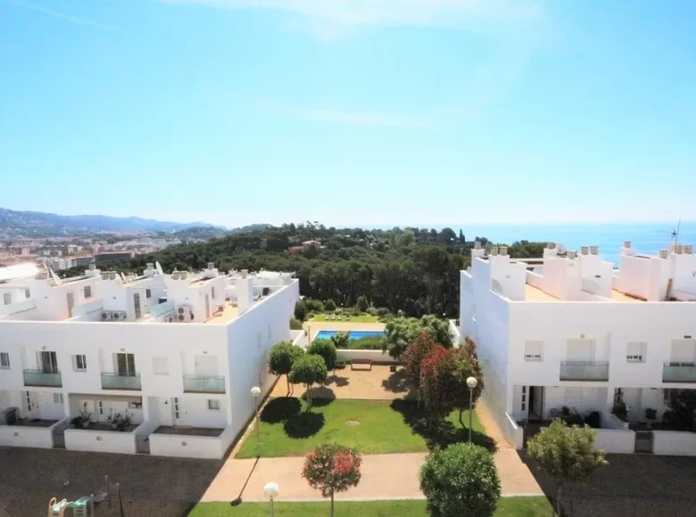 Adosado 3 habitaciones 230 m² Lloret de Mar, Španjolska