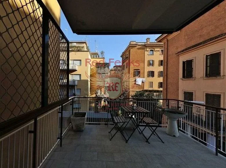 4 bedroom apartment 125 m² Rome, Italy