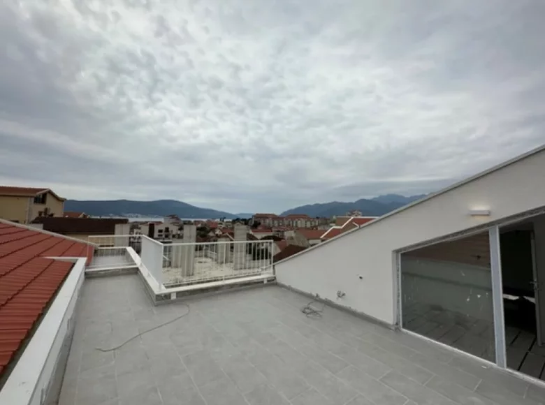 Mieszkanie 1 pokój 96 m² Tivat, Czarnogóra