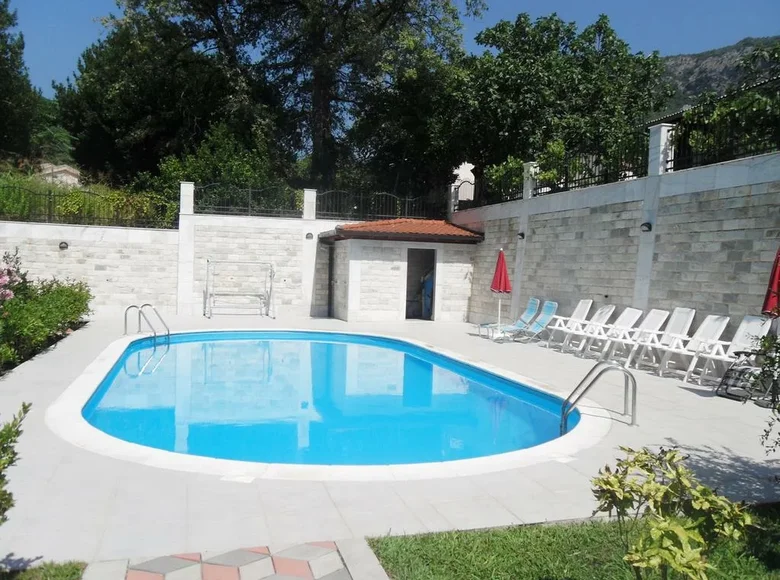 Mieszkanie 2 pokoi 57 m² Budva, Czarnogóra