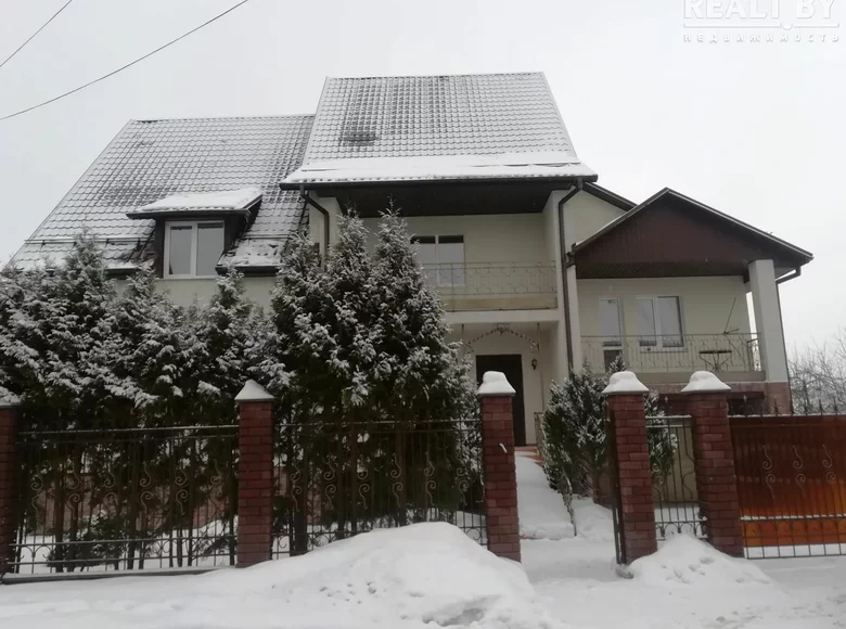 Dom wolnostojący 424 m² Borowlany, Białoruś