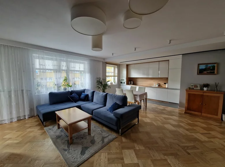 Квартира 3 комнаты 79 м² в Варшава, Польша